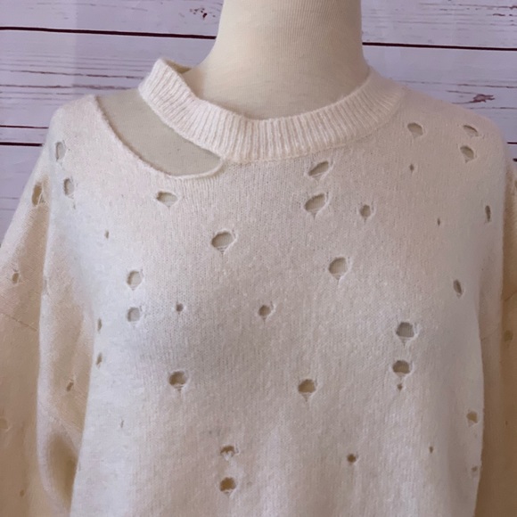 New ASTR distressed pullover sweater cream white M - Picture 4 of 8